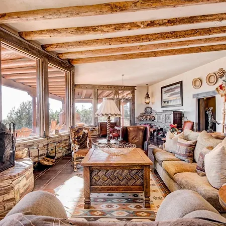 El Otro Mundo Holiday home
